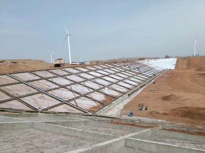 調蓄水池采用土工膜需要綜合考慮的材料性能