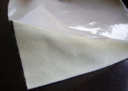 復(fù)合土工膜作為防滲材料的優(yōu)勢