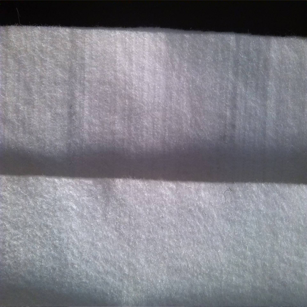 滌綸類(lèi)短纖針刺非織造土工布拉伸試驗(yàn)時(shí)應(yīng)注意