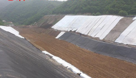 常用的防滲處理措施主要是防滲墻防滲、灌漿防滲和新材料防滲